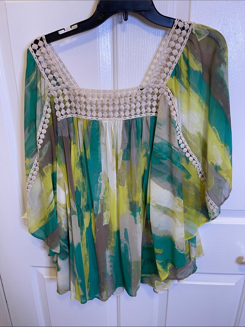 Alfani Woman  Green and Cream Boho Watercolor Lace-Trim Tunic